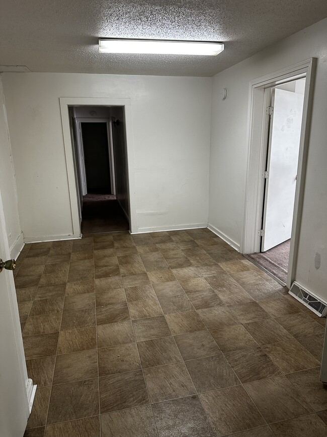 Building Photo - 429 S Michigan Ave