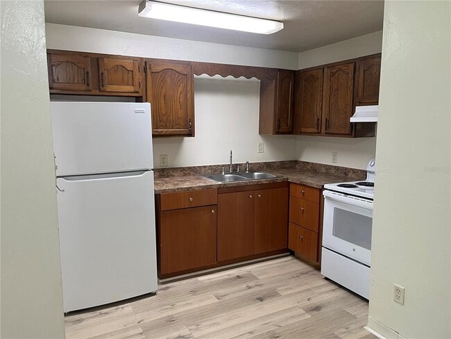 Building Photo - 2521 NW 57th Pl