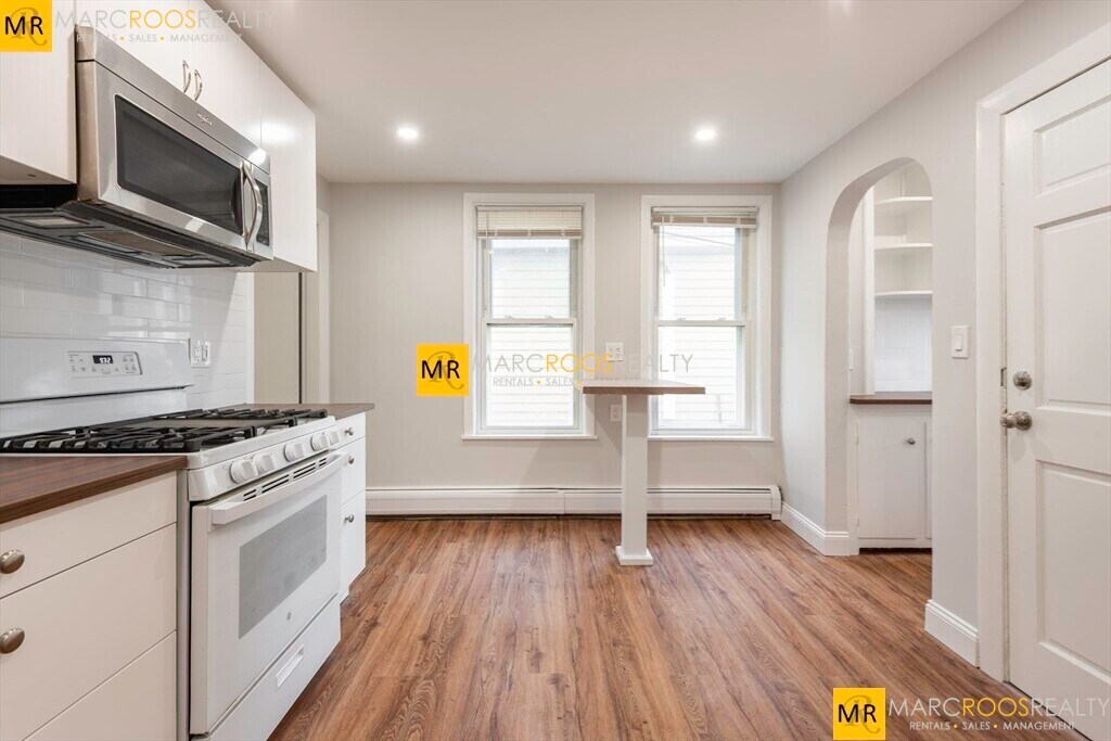 Foto principal - 106 Byron St