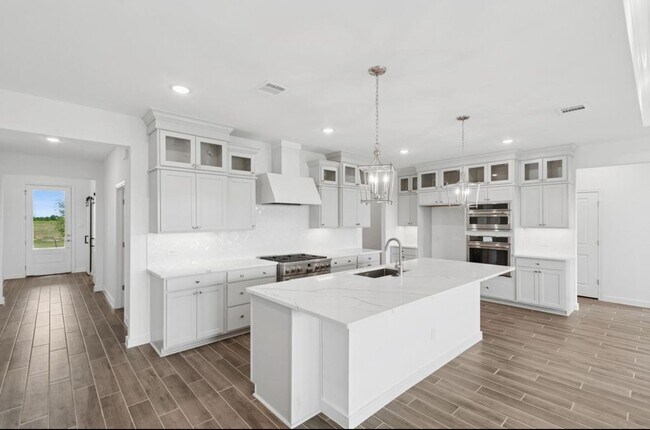 Building Photo - 12106 Old Fashion Cir