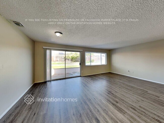 Foto del edificio - 10126 Stafford St