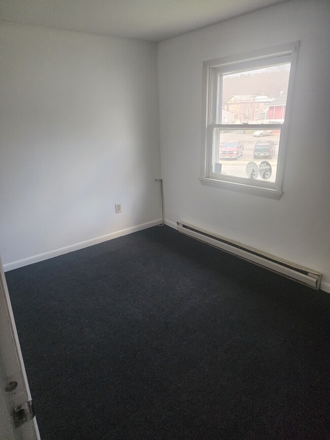3 Chatham St