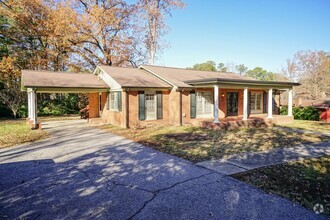 Building Photo - 635 Green Willow Cir