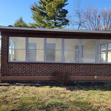 Building Photo - 1706 N Somerset Ave