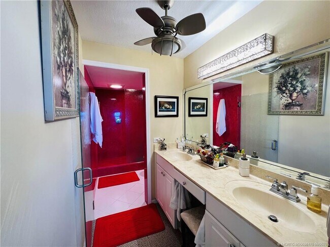 Foto del edificio - 10044 S Ocean Dr