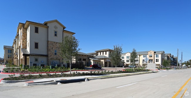 Building Photo - Arrabella