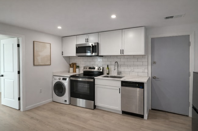 Building Photo - 3504 13th St NW