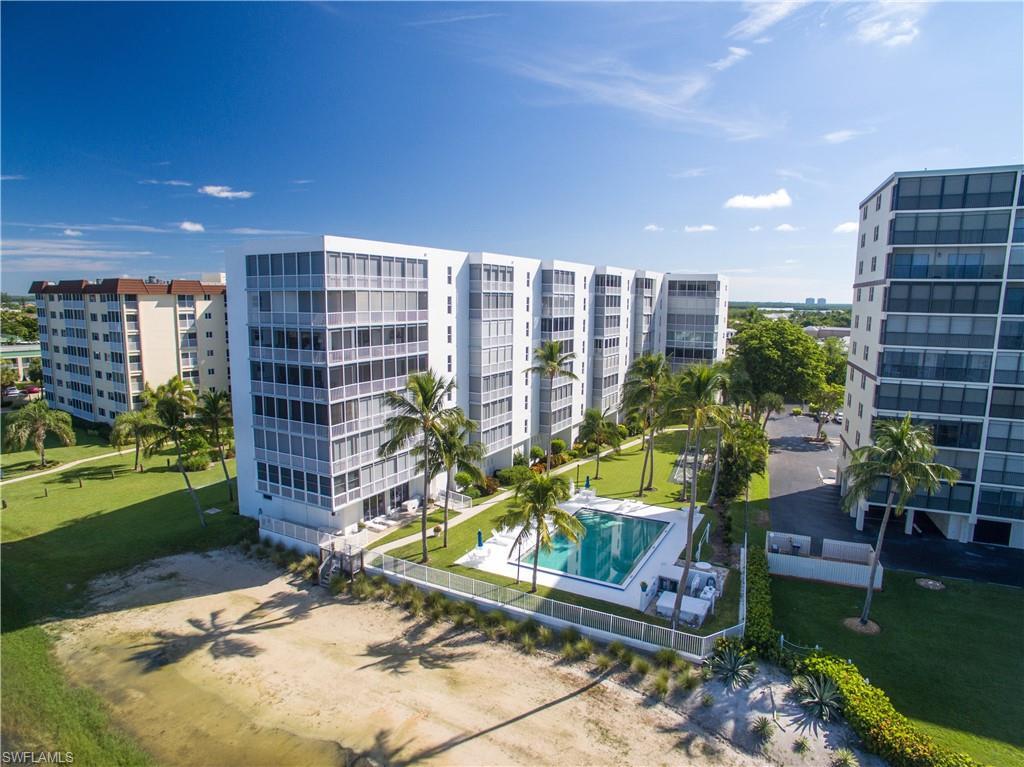 Primary Photo - 7000 Estero Blvd