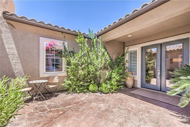 Foto del edificio - 7166 Frontier Hills Ave