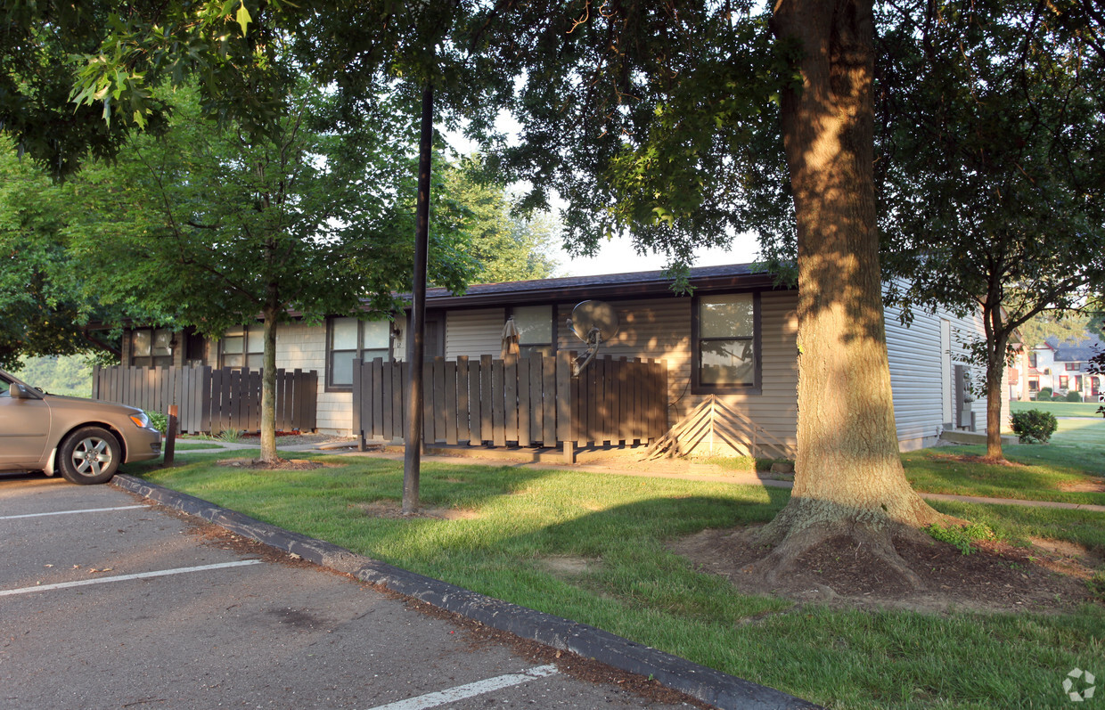 Building Photo - Arbors of Lordstown