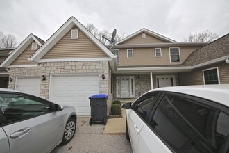Building Photo - 5933 N Ajuga Ct