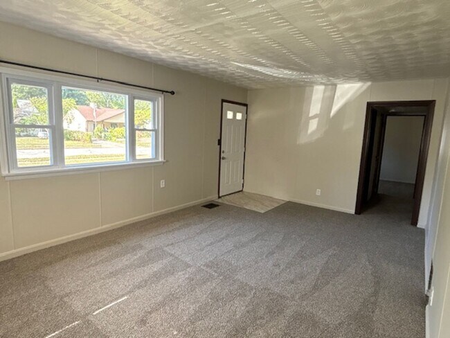 Foto del edificio - Check out this 3 Bedroom Ranch in Homewood...