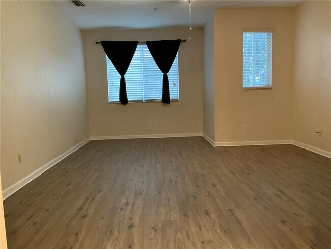 Foto del edificio - 2624 SW 81st Terrace