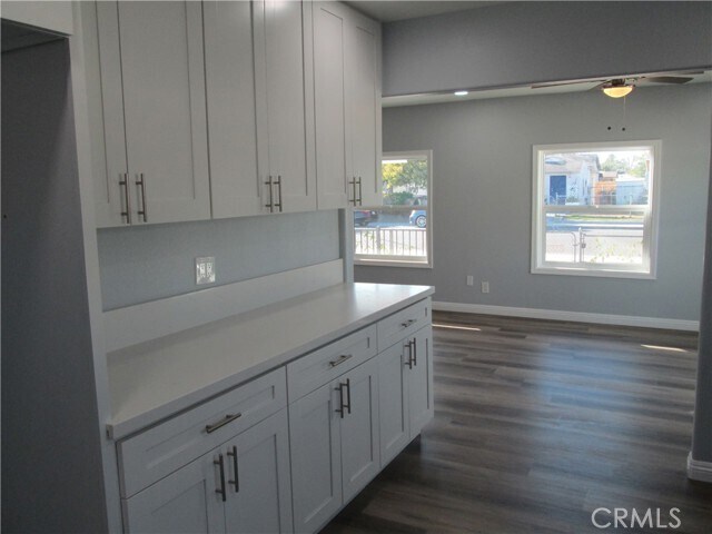 Foto del edificio - 44552 Arabia St