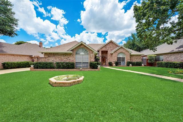 Building Photo - 2421 Cross Timbers Trail