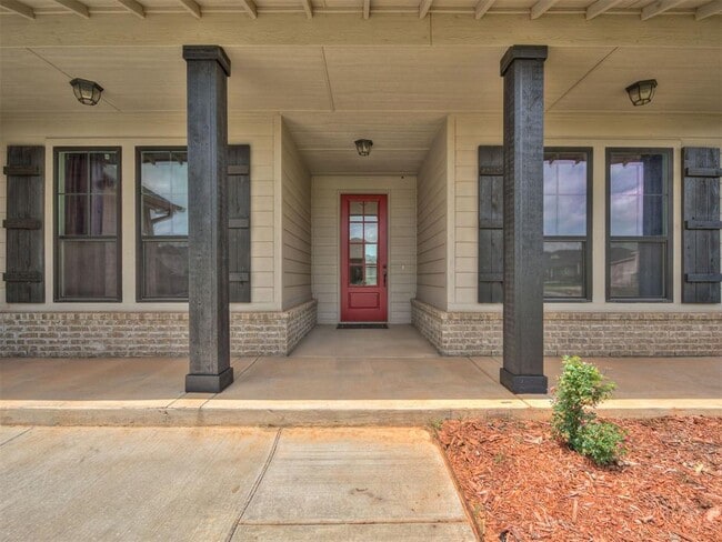 Foto del edificio - 915 Kings Canyon Rd