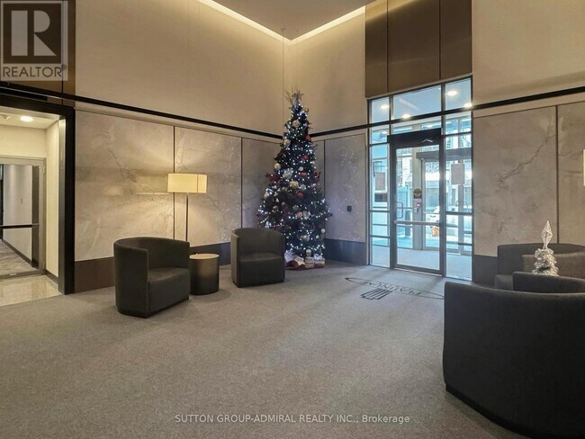 Building Photo - 23 Hollywood Ave