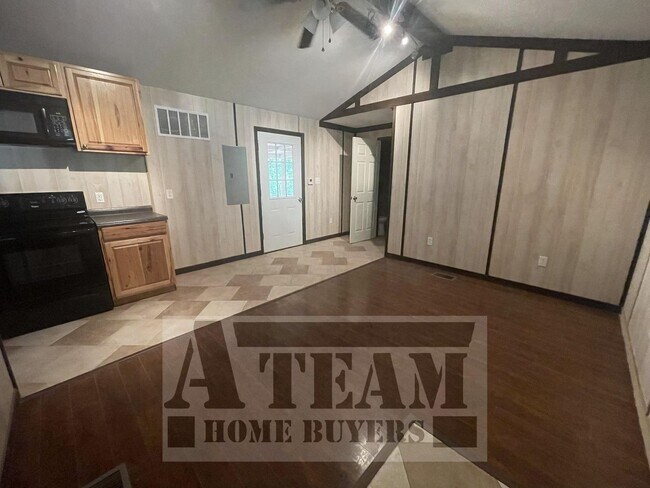 Building Photo - Clean 2 Bedroom 2 Bath Frame House in Mabank