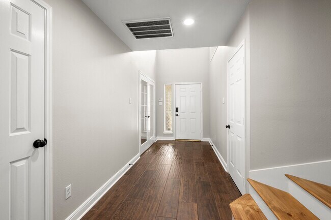 Foto del edificio - 7 Delta Mill Ct