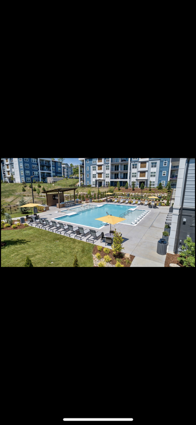 Building Photo - 951 Brittany Park Dr