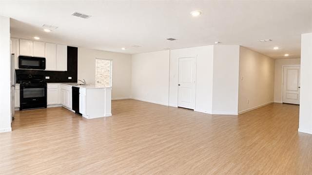 Building Photo - 241 Adelina Dr