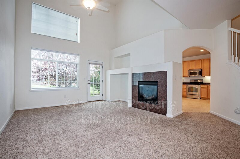 Primary Photo - 22333 E Plymouth Cir