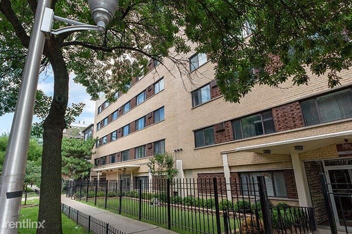 Foto principal - 5917 N Kenmore Ave