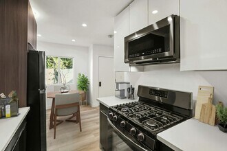 Building Photo - 2561 W Ave 30