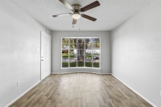 Foto del edificio - 3 br, 2 bath House - 4969 E Ridge Creek Dr