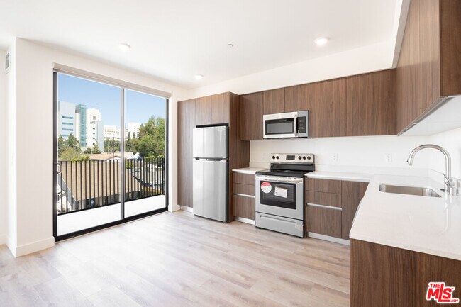 Foto del edificio - 1126 Cornwell St