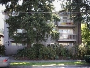 Building Photo - 12334 33rd Ave NE