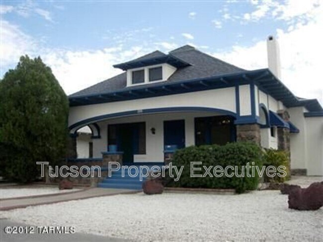 Foto del edificio - 502 E University Blvd