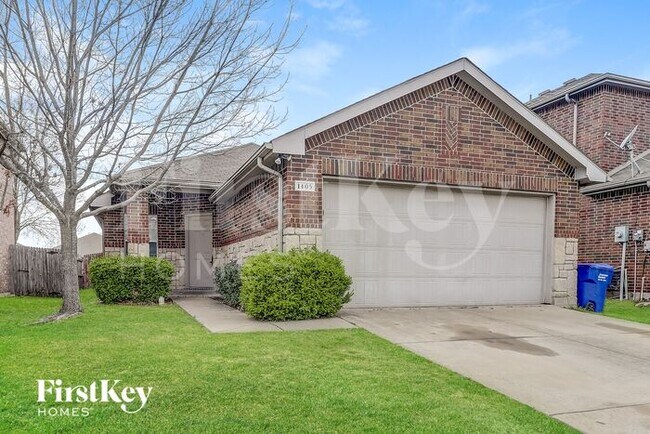 Foto del edificio - 1405 Silver Maple Ln