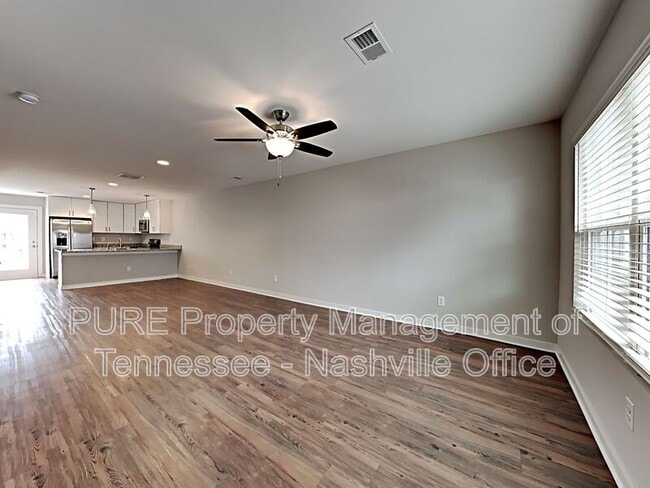 Foto del edificio - 629 Hadley Ave