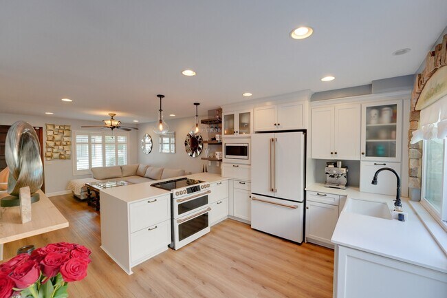 Foto del edificio - 8490 Via Sonoma