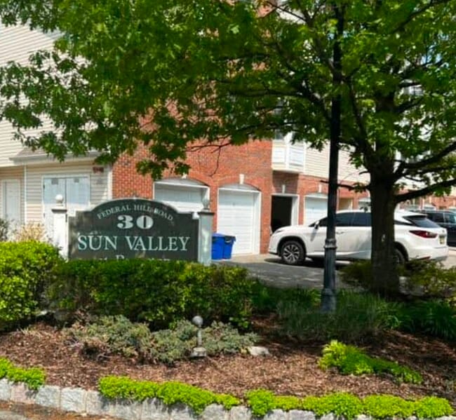 Building Photo - 30 Federal Hill Rd