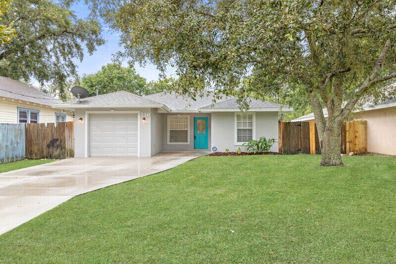 Foto principal - 730 Flora St