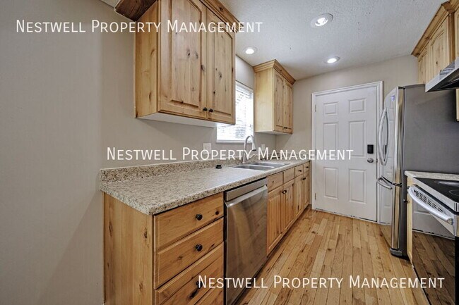 Building Photo - 6886 S 595 E