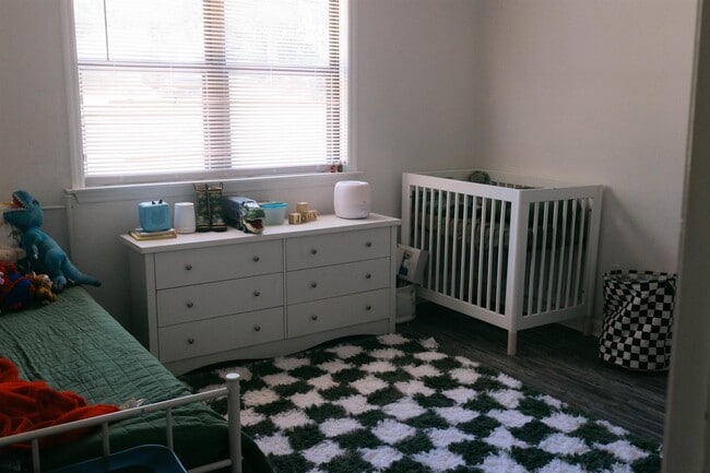 Building Photo - 2597 Panther Creek Rd