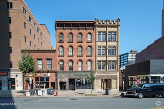 Building Photo - 31-33 N Pearl St