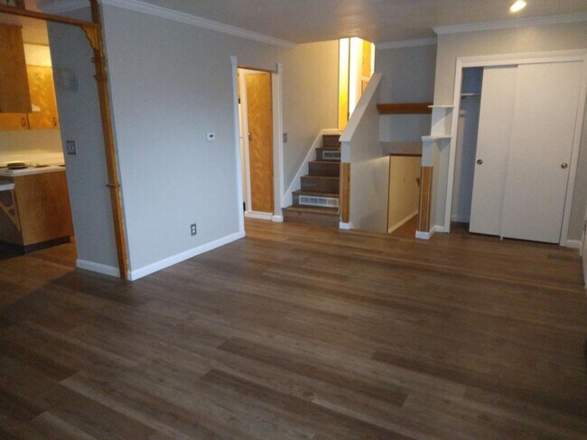 Foto del edificio - Great Location with this Charming House