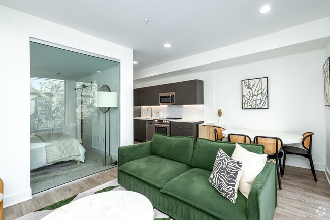 1BR, 1BA - 584SF - Living Room - Bonsai Apartments