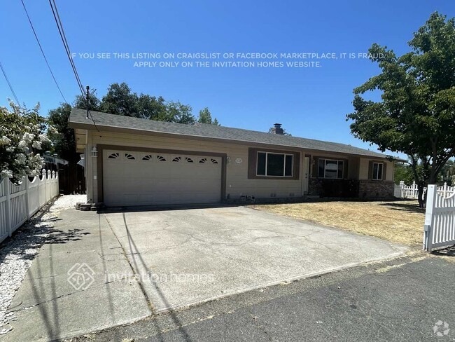 Building Photo - 8169 Patton Ave