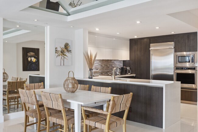 Foto del edificio - 19113 Fisher Island Dr