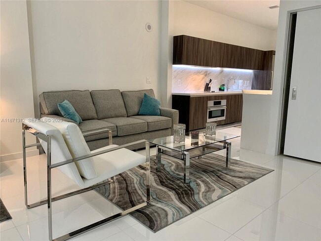 Building Photo - 851 NE 1st Ave