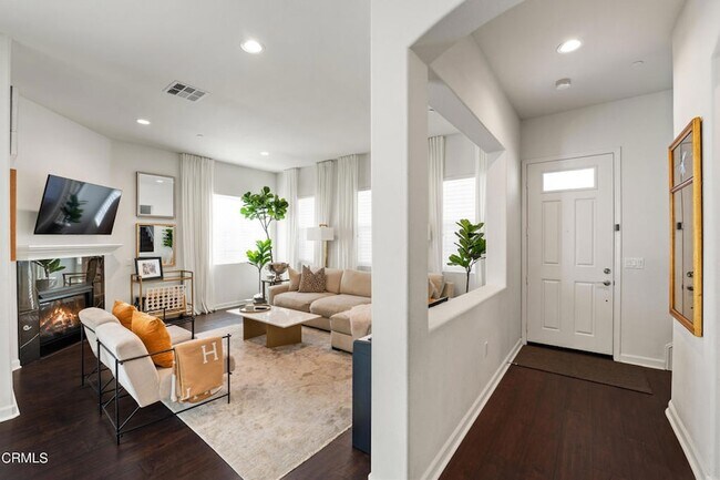 Foto del edificio - 1560 Thorpe Trl