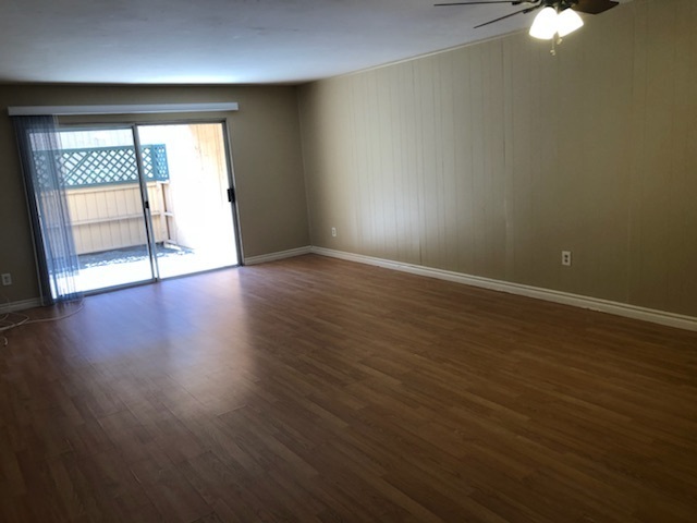 Building Photo - 2 Bedroom Lake Murray Terrace