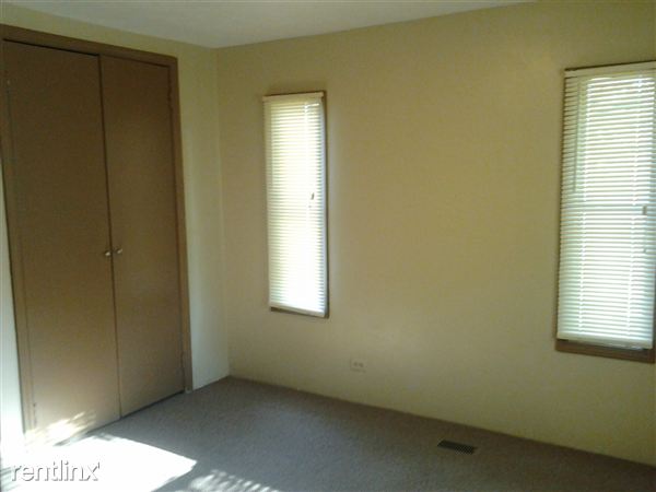 Building Photo - 23718 22 Mile Rd