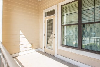 Building Photo - Nexus At Sandhill