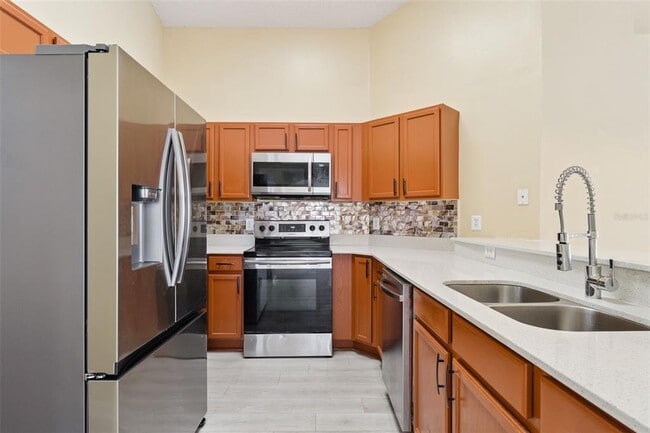 Building Photo - 439 Majesty Dr